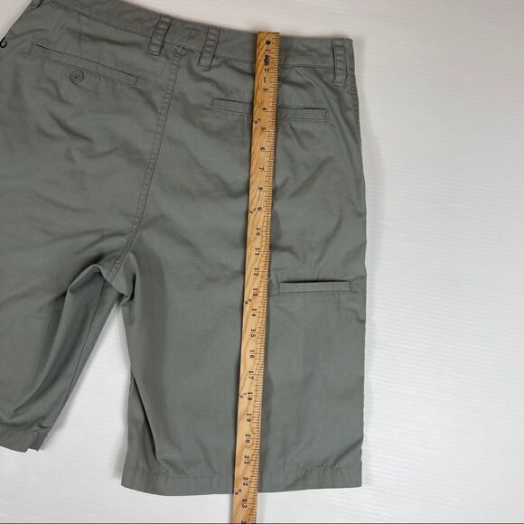 Quiksilver Walking Shorts Chino Flat Front Casual Sage Green Men's Size 32 - Picture 9 of 10